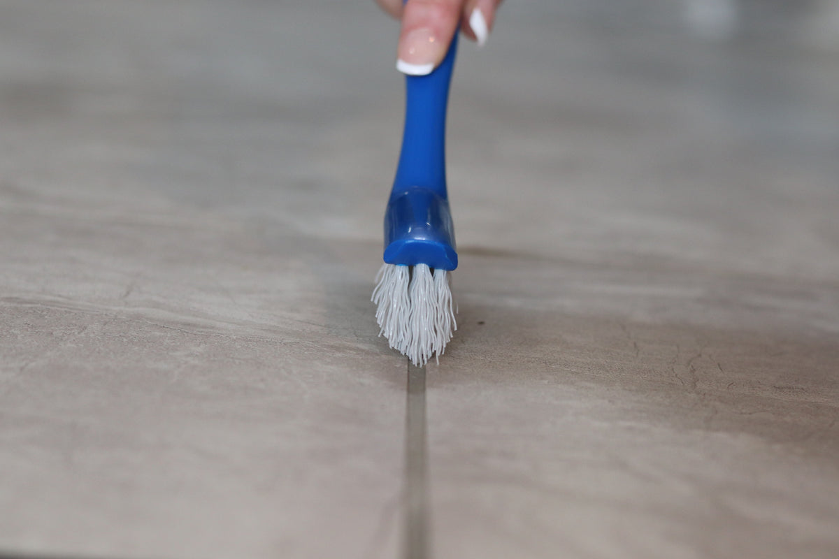 V-Shaped Handheld Grout Brush