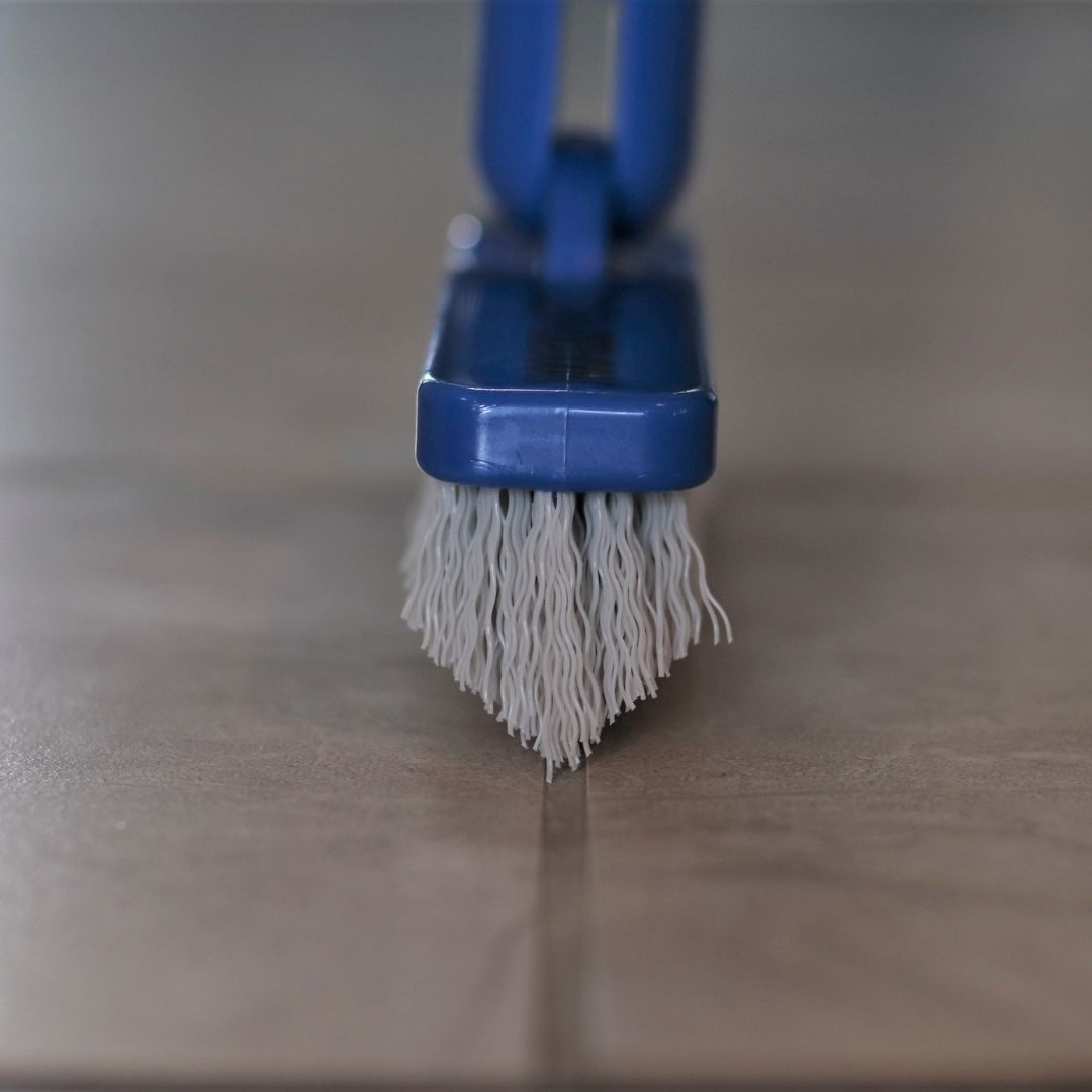  Clean-eez Grout Cleaner with Free Stand-Up Brush